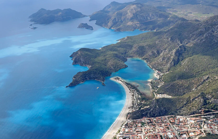 Ölü Deniz'in aşırı tuzluluğunun nedeni suyun buharlaşarak yükselmesi 4