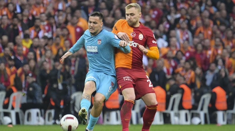 Galatasaray 96 puana ulaşarak Süper Lig puan rekorunu kırdı