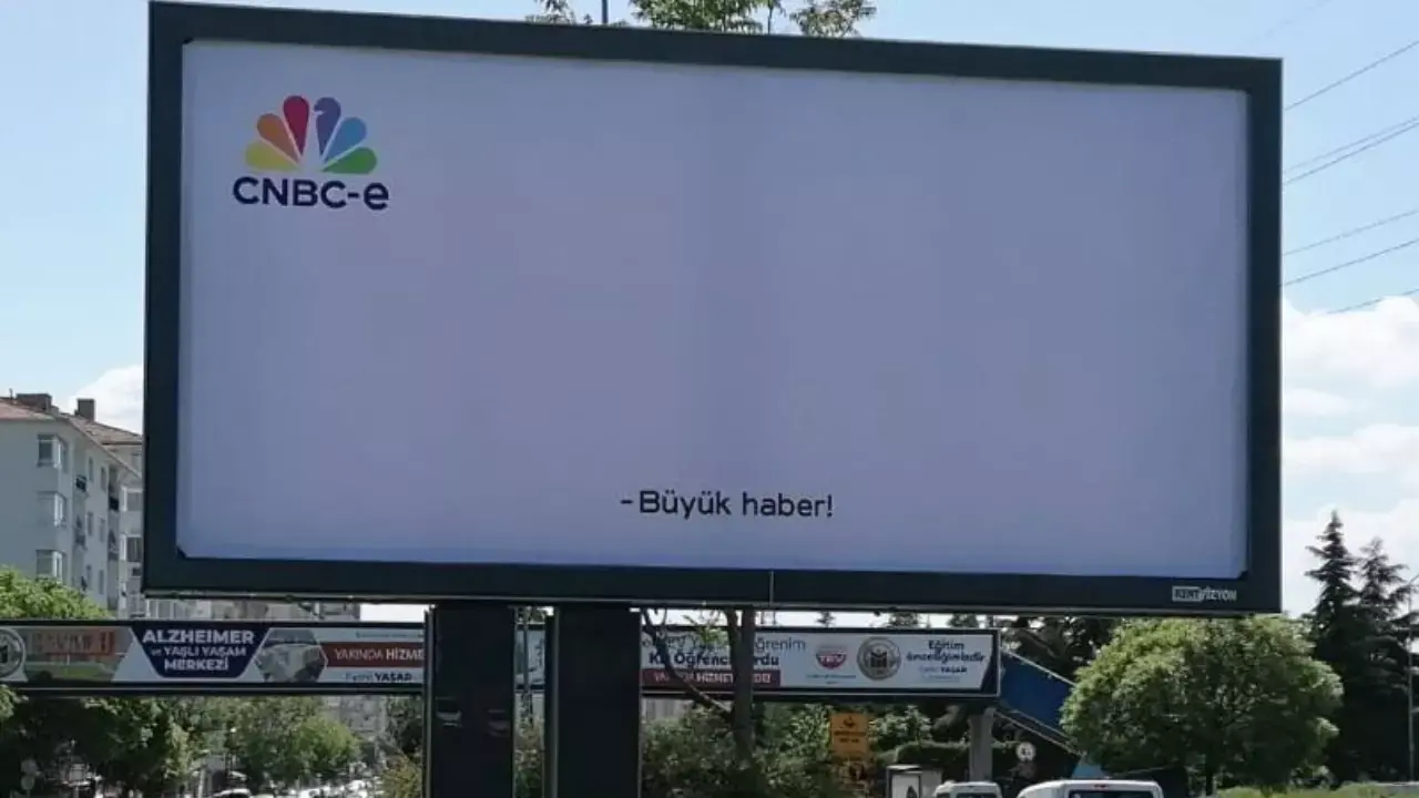 Efsane Geri Mi Dönüyor? Cnbc E Kanalı Yiğit Kirazcı’nın Sunacağı Letterbox Ile Tekrar Yayına Hazırlanıyor