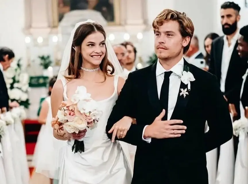 Dylan Sprouse ve Barbara Palvin ayrılıyor mu?