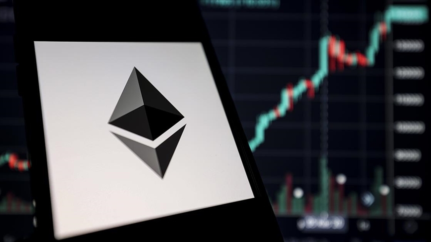 Ethereum Fırtınası Bitcoin’i Uçurdu! Uzun Süre Sonra Yeniden 70 Bin Dolar Seviyesini Aştı… Yükseliş Kalıcı Mı?