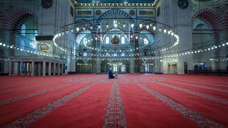 Kanunî Sultan Süleyman’ın Süleymaniye Camiî’ne Tayin Edilecek Imamda Aradığı şartlar Gündem Oldu