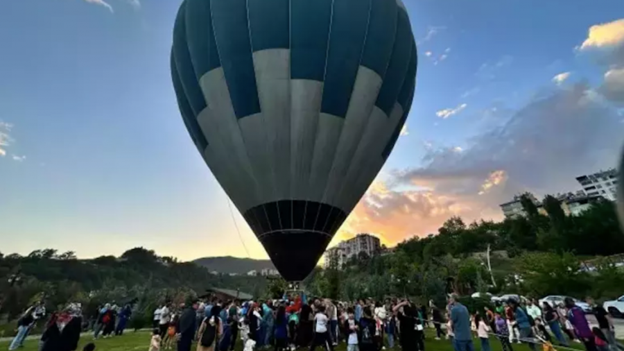 Kapadokya’dan Sonra Bir Ilk! Balon Turizmi Tunceli’de Yükselişe Geçti