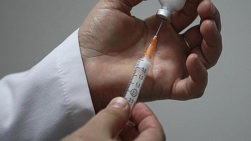 Ücretsiz Uygulama Başlamışken Doktorları Ters Düşüren Iddia: Hpv Aşısının Yan Etkileri Mi Var?