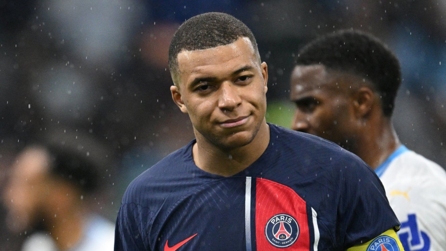 Yeni bir maceraya ihtiyacı olduğunu söyleyen Kylian Mbappe Paris Saint Germain'den ayrılacağını açıkladı 3