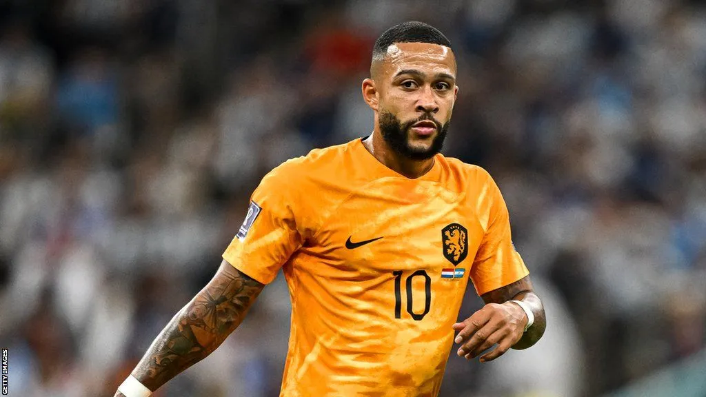 Memphis Depay dövmesi nasıl ?