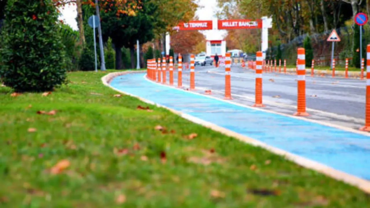 Ayakkabısız Girilen Park İstanbul Esenler Ilçesinde Bulunuyor