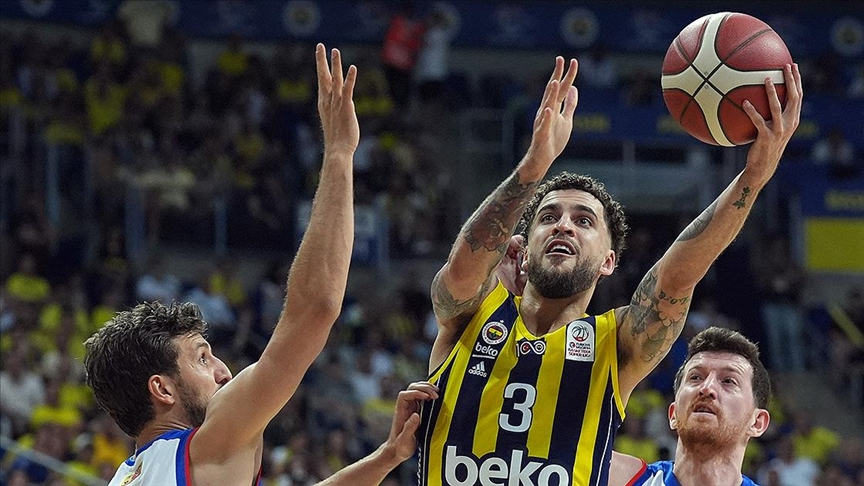 Fenerbahçe basketbolda kaç kez şampiyon oldu