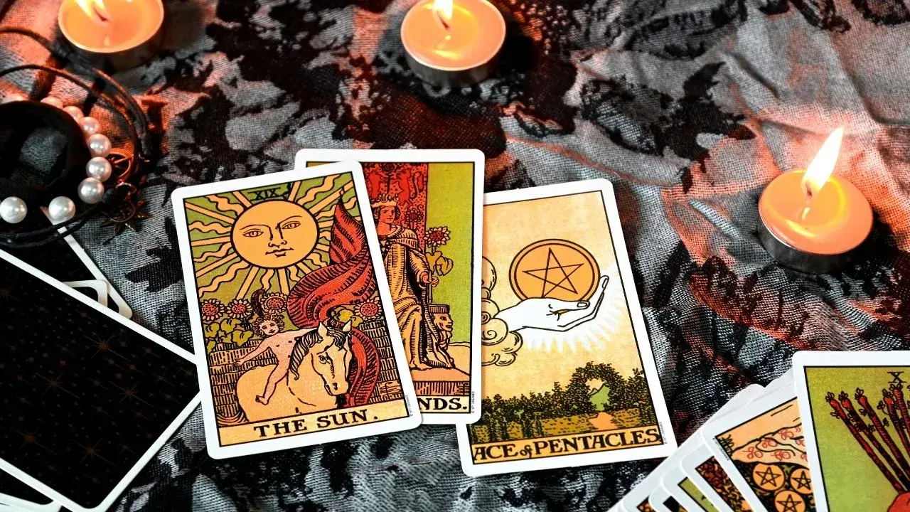 Maddi Sıkıntılar Kapıda! Tarot Falına