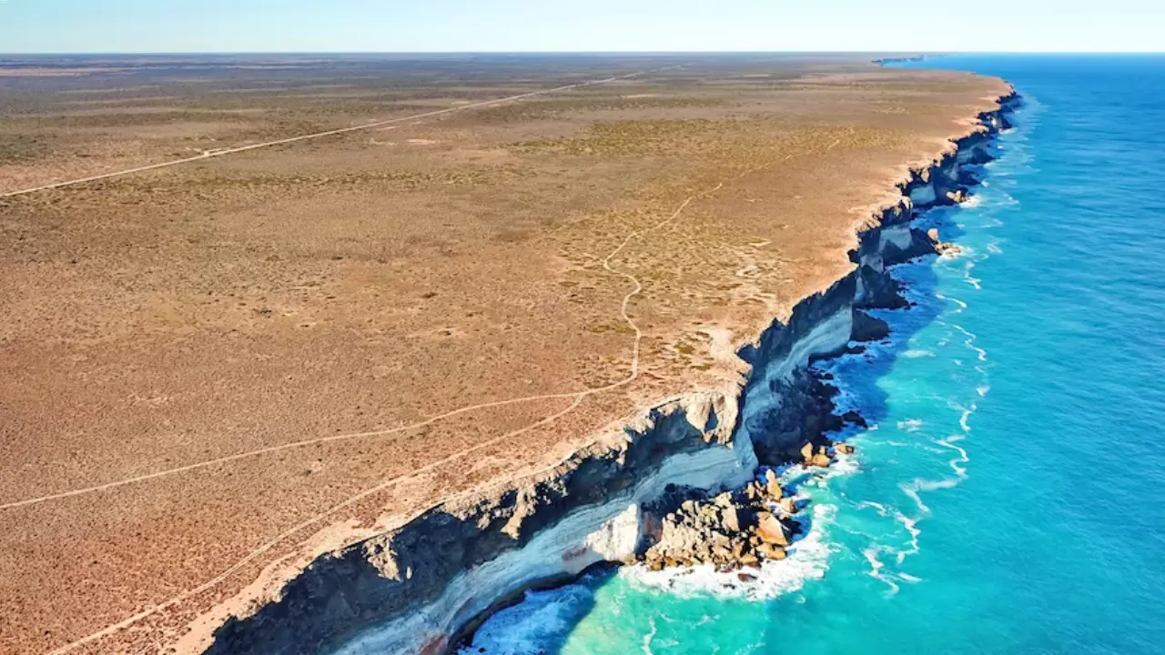 Yeryüzünün Bittiği Nokta Olarak Bilinen Nullarbor Uçurumları Avusturalya’da Yer Alıyor