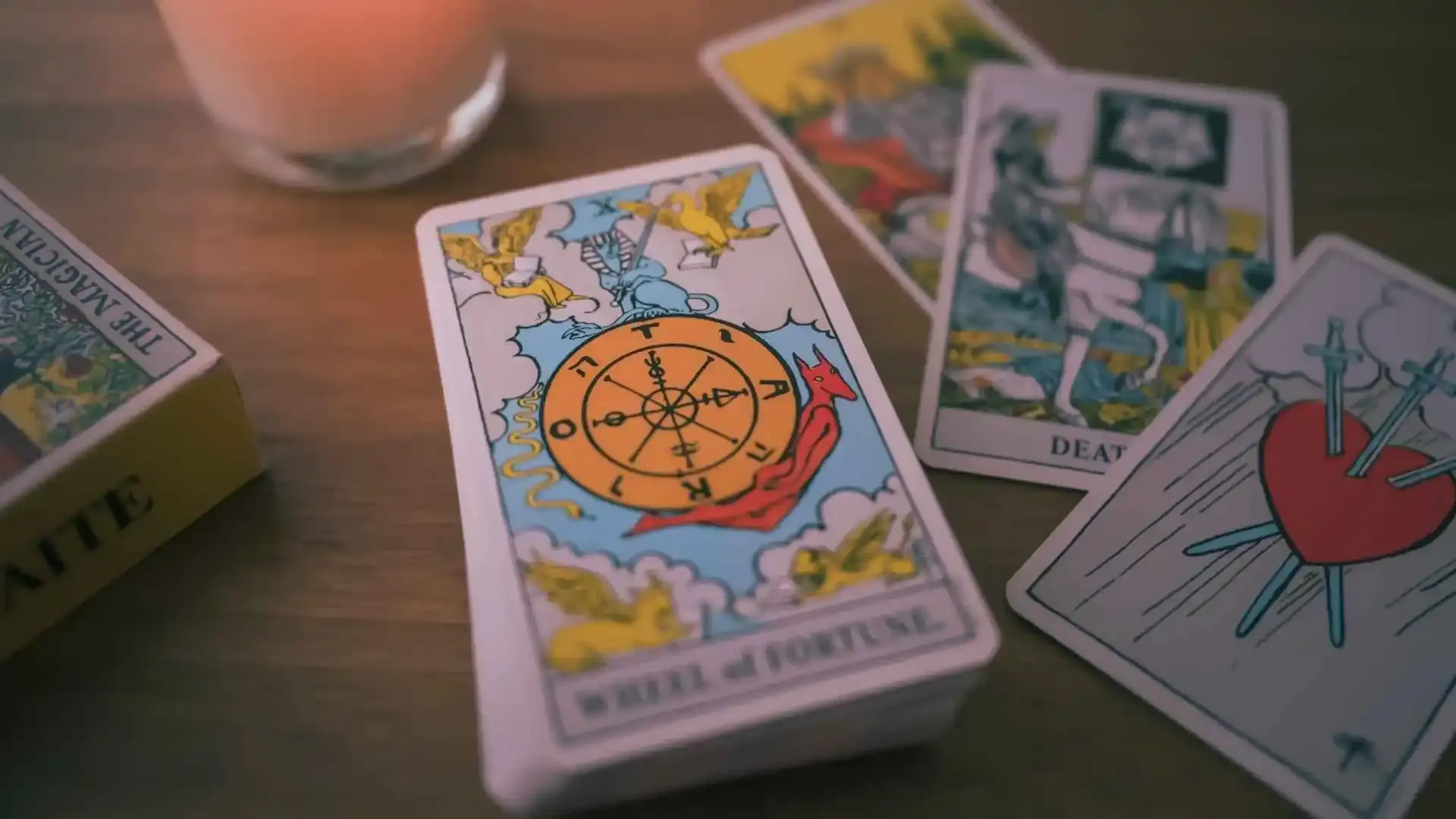 tarot falına göre kader çarkı ne anlama gelir kader çarkı tarot para kader çarkı tarot iş