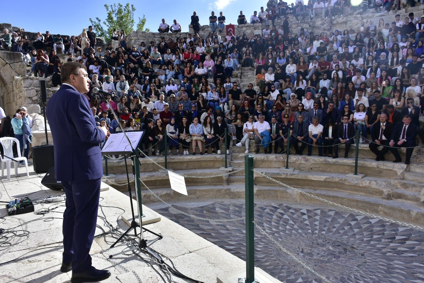 2 bin yıl sonra ilk faaliyet! Kibyra Antik Kenti'nde konser verildi - 1. Resim