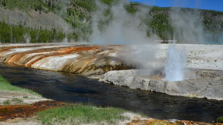 yellowstone milli parkı nerede