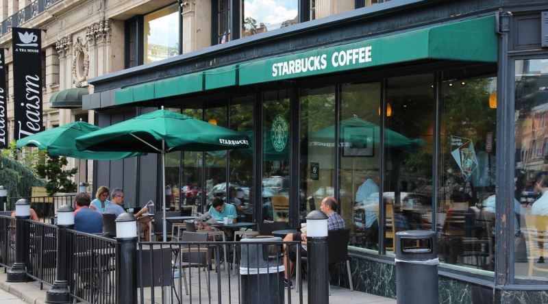 starbucks içecek yenileme hangi içeceklerde geçerli