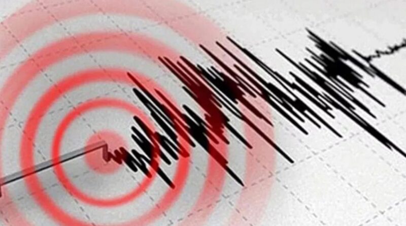 Son depremler: Çanakkale'de 3.4, Adıyaman'da 3 büyüklüğünde deprem meydana geldi 10