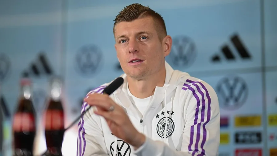 Toni Kroos futbolu bırakıyor mu