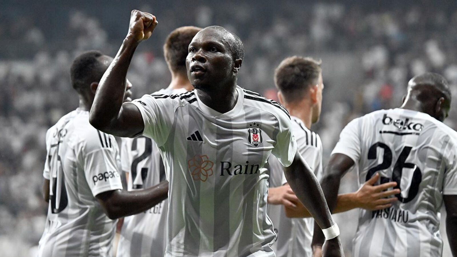 Beşiktaş'ta yabancı futbolcu krizi! Aboubakar ikna edilmezse transfer rafa kalkacak - 1. Resim