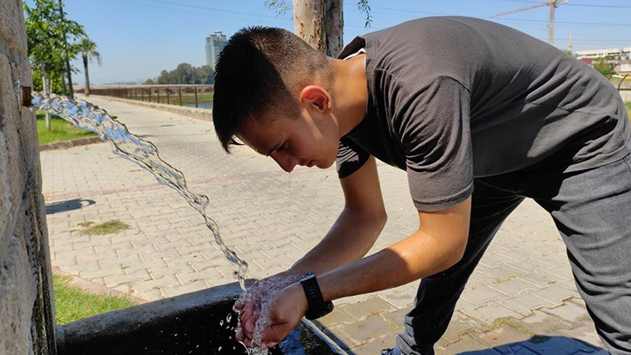 Bunaltan sıcaklar Doğu Akdeniz'i esir aldı! Termometreler 40 dereceyi aştı - 1. Resim