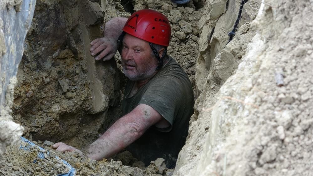 Çanakkale'de toprak kayması! Göçük altında kaldılar - 3. Resim