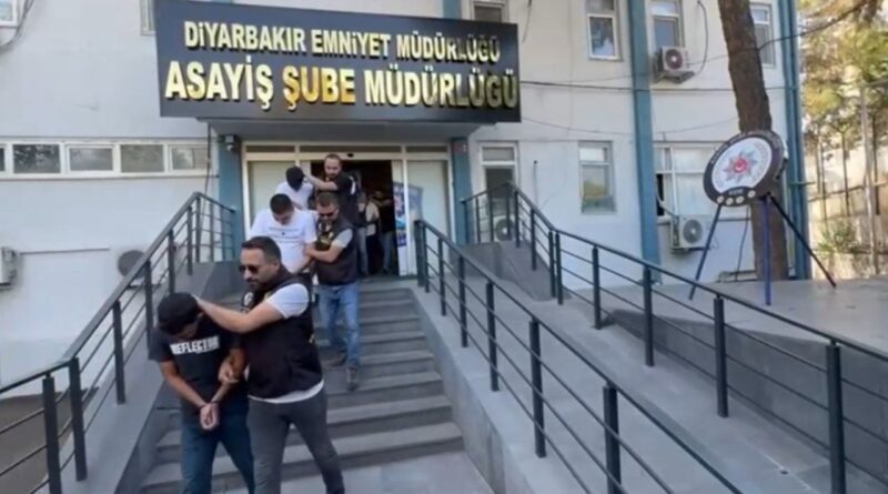 'e-Devlet'i taklit ettiler, vatandaşı dolandırdılar! 26 şüpheli tutuklandı 4