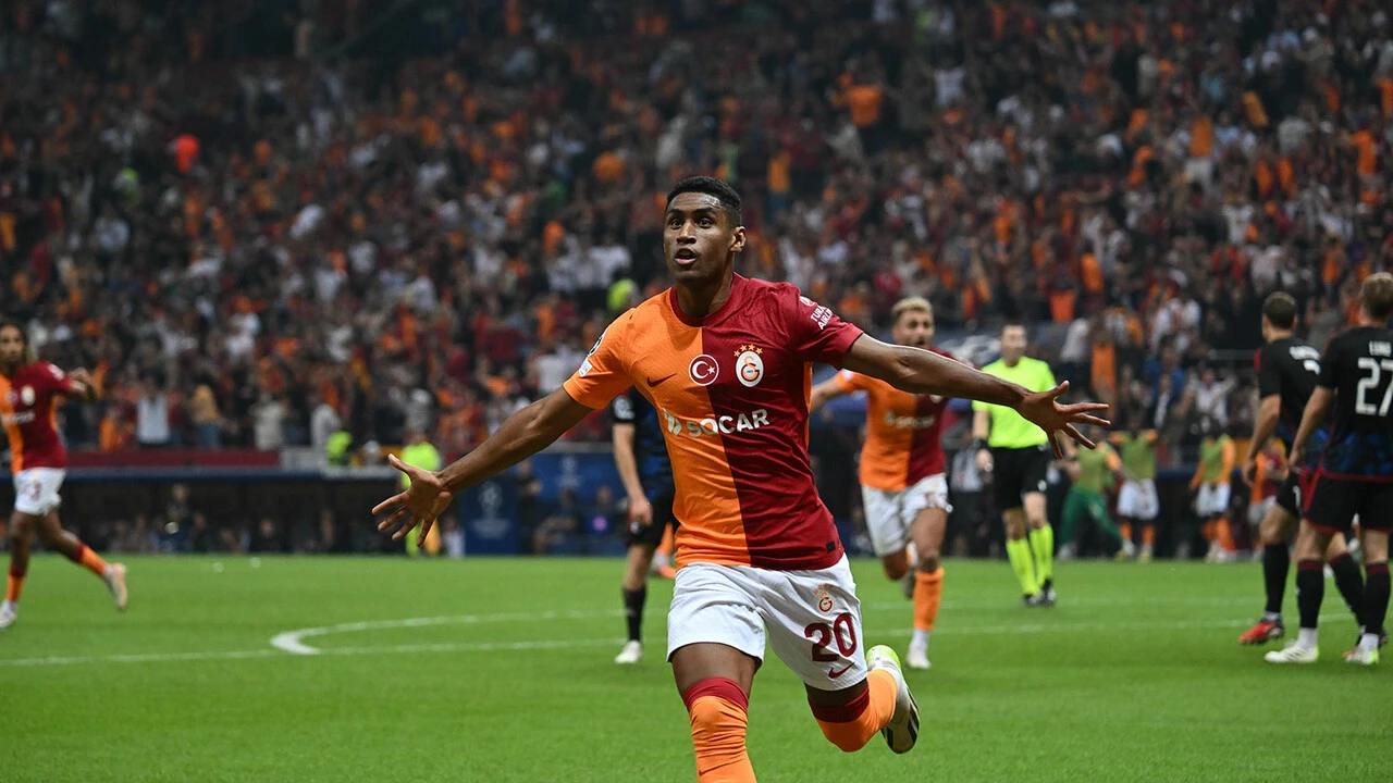 Erden Timur GS üyesi mi? Erden Timur Galatasaray'dan istifa etti mi? Nef'in sahibi kim?