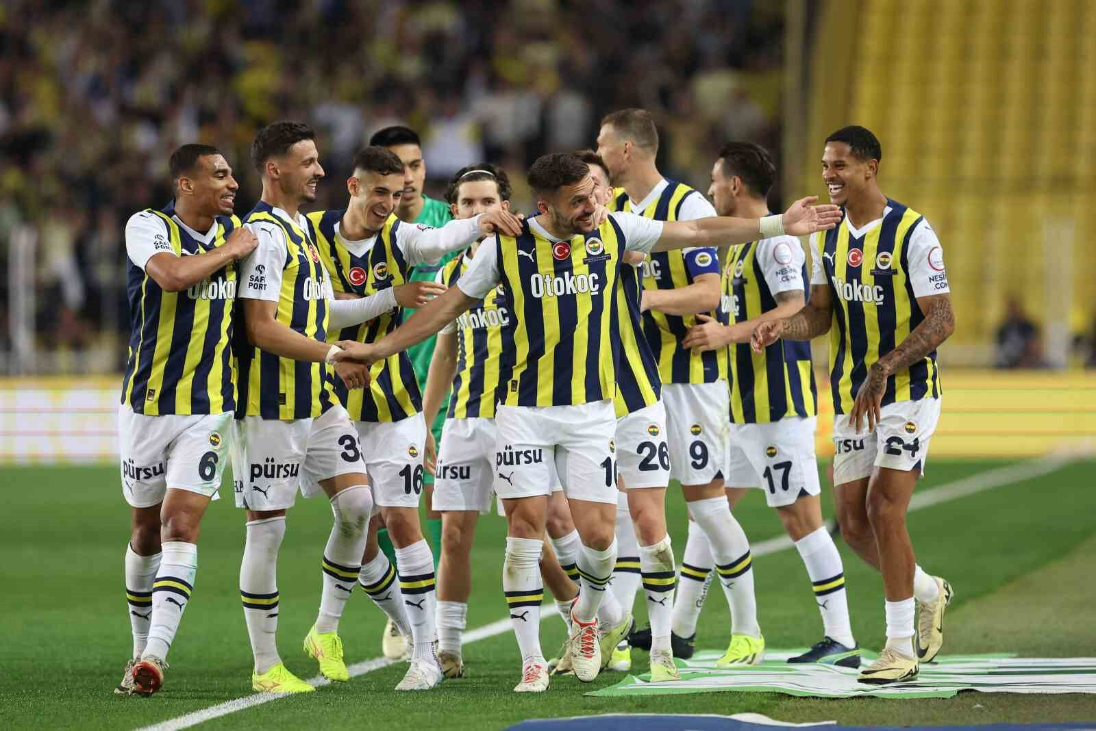 Fenerbahçe Lugano arasında rövanş karşılaşması 30 Temmuz saat 20.00'da Şükrü Saracoğlu Stadyumu'nda oynanacak - 1. Resim