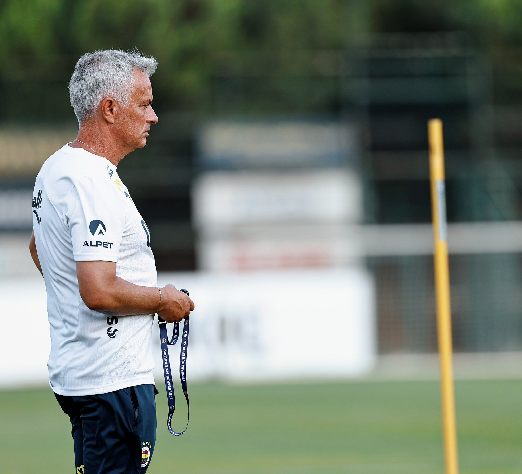 Fenerbahçe Mourinho ile ilk resmi maçında Avrupa arenasına çıkıyor - 1. Resim