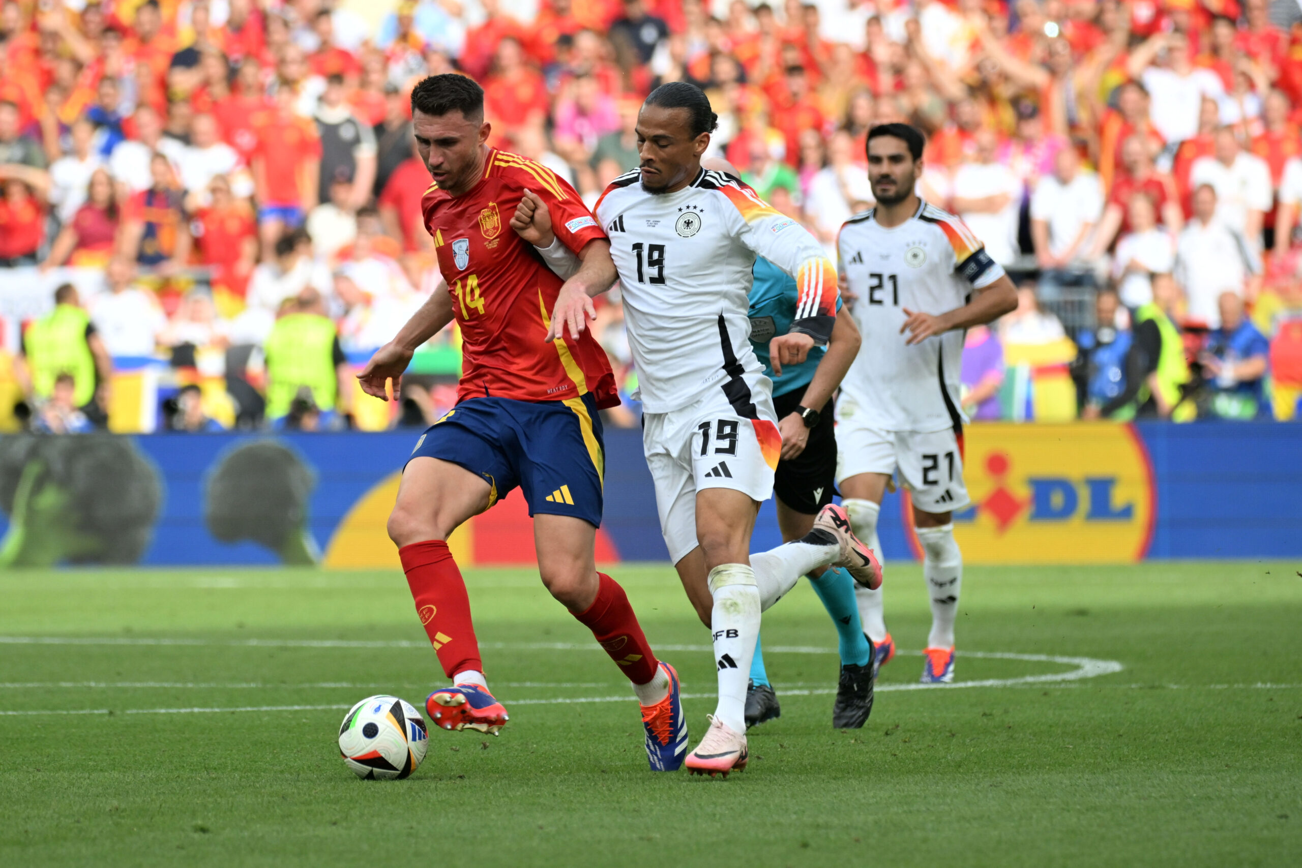 İspanya Avrupa Şampiyonası'nda ev sahibi Almanya'yı 2-1 yenerek yarı finale çıktı - 1. Resim