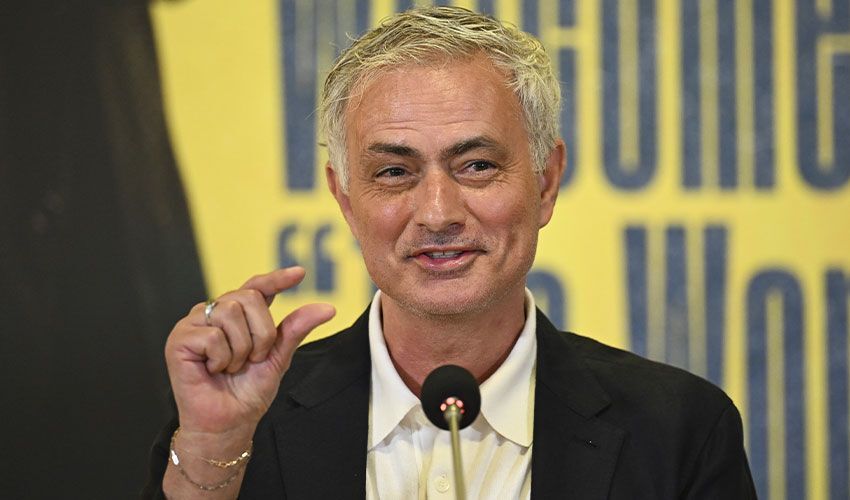 Jose Mourinho'dan transfer açıklaması! Basın toplantısında 2 yıldızı istemediğini duyurdu - 1. Resim