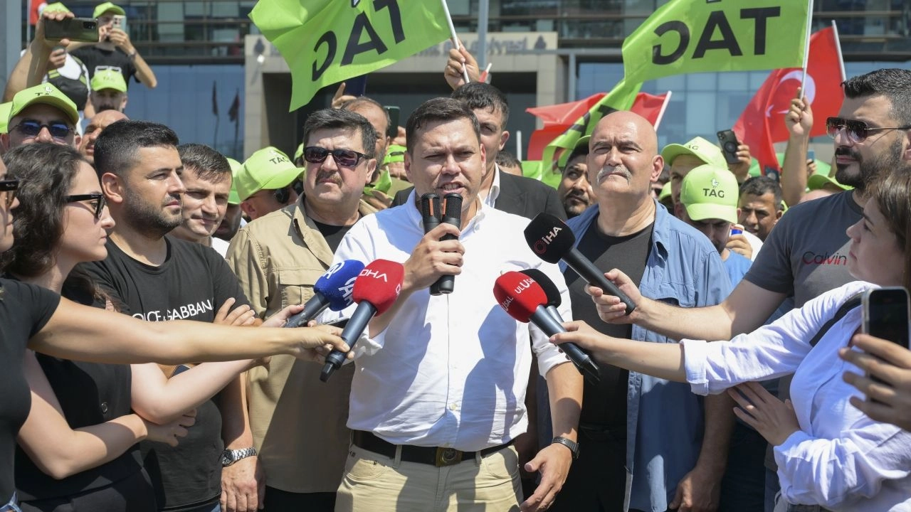 Martı TAG kapandı iddialarına Oğuz Alper Öktem rekorla cevap verdi! Yılın en yüksek yolcu sayısı ve sürücü kaydı rekorunu kırdı