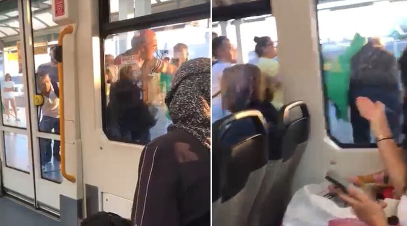 Metrodaki 'yer verme' tartışması kavgaya dönüştü! Tekme ve tokatlar havada uçuştu 5