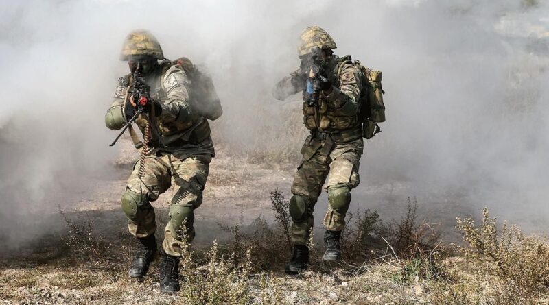 MSB duyurdu! Irak'ın kuzeyinden kaçan 2 terörist teslim oldu 1