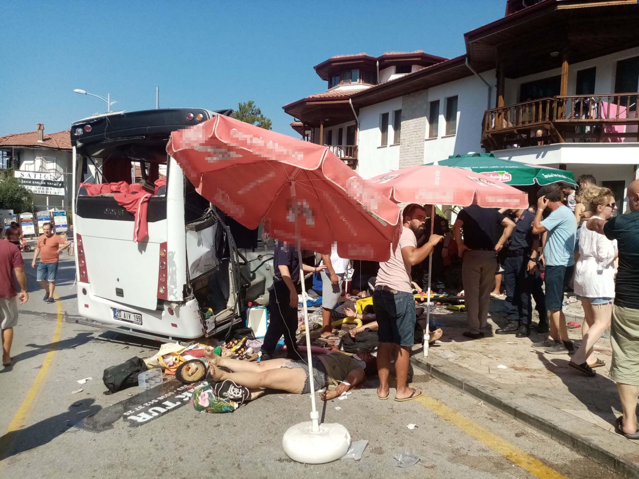 Muğla'da tur otobüsü dehşet saçtı: Çok sayıda yaralı var - 2. Resim