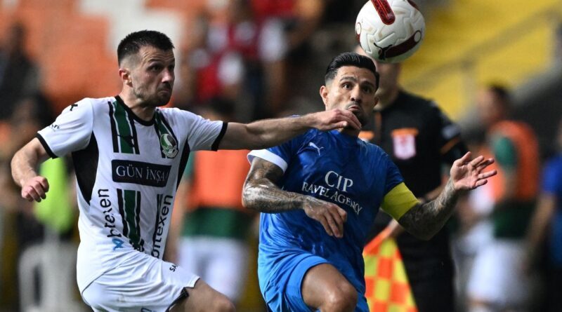 Süper Lig'e çıkan son takım belli oldu! Sakaryaspor - Bodrum FK finalinde 4 gol, 2 kırmızı kart 2