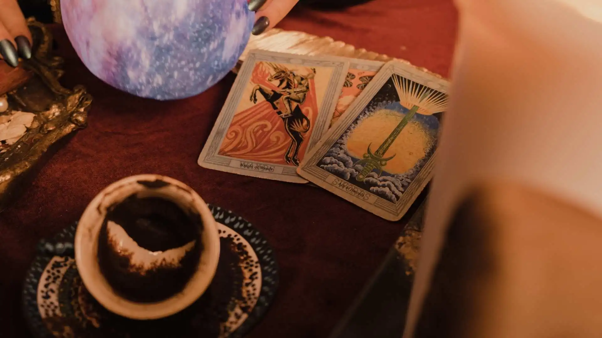 Tarot Falına Göre Artık Kafanızı Kaldırmanız Gerekiyor! 10 Temmuz’da Cesur Olmalısınız