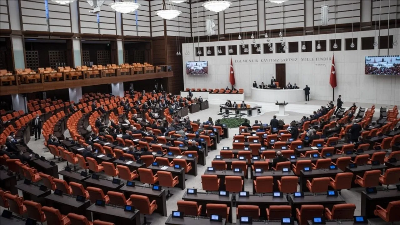 Tbmm’de Bu Hafta Görüşülecek Konular: Öğretmenlik Meslek Kanunu Ile Ilgili Komisyon Süreci Başlıyor