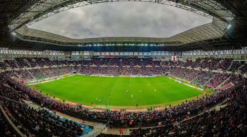 TFF 2. Lig'deki şampiyonluk maçına 1 milyon kişi gidiyor! Amedspor Başkanı Aziz Elaldı tarihi maç öncesi uyardı 1