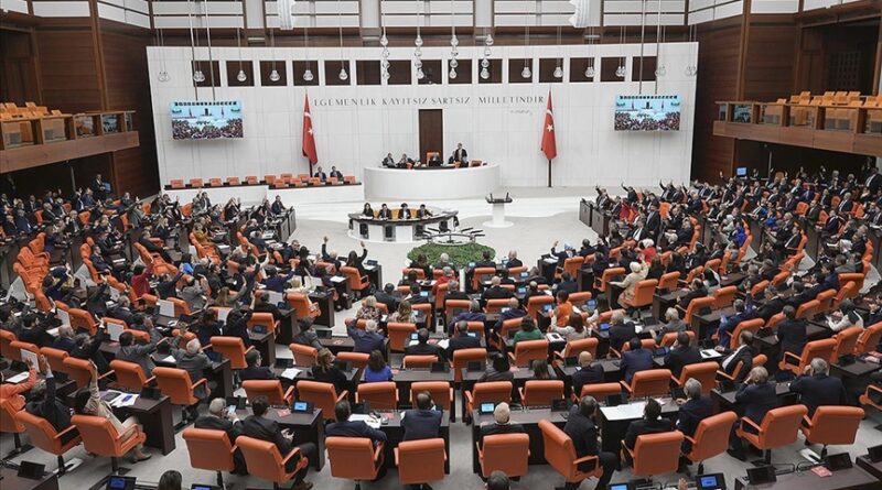 Vergi ödemeyen şirketler araştırılsın önergesi AK Parti ve MHP oylarıyla reddedildi