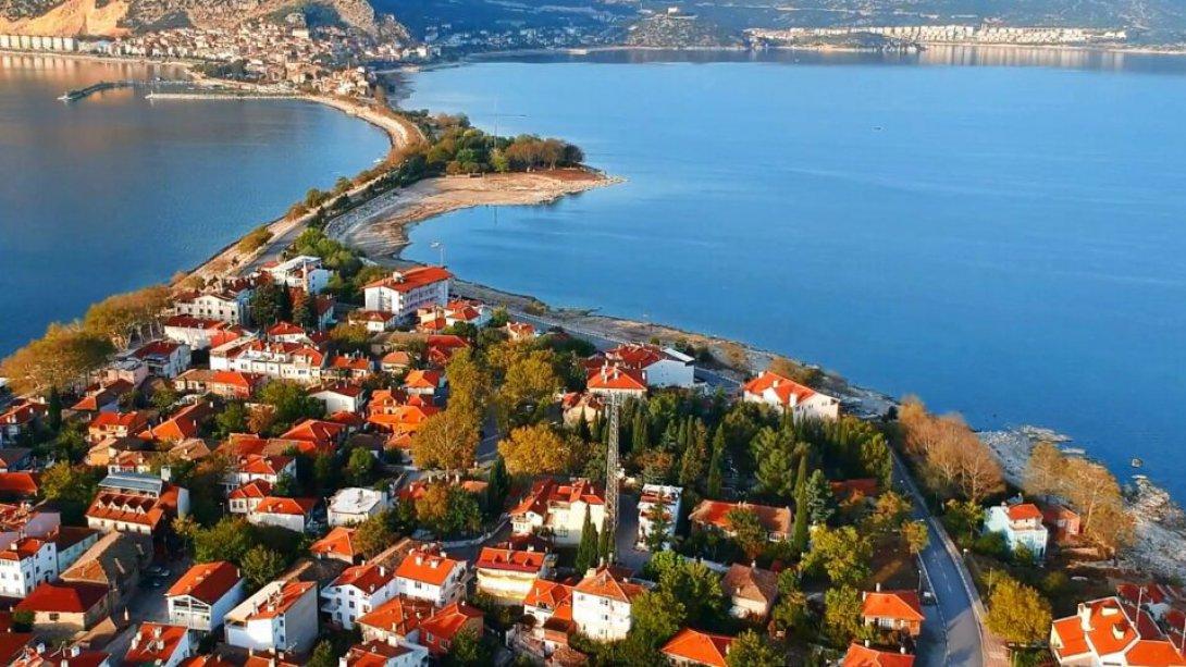 Eğirdir gölündeki anomali Isparta’da deprem beklendiğine dair endişelere neden oldu