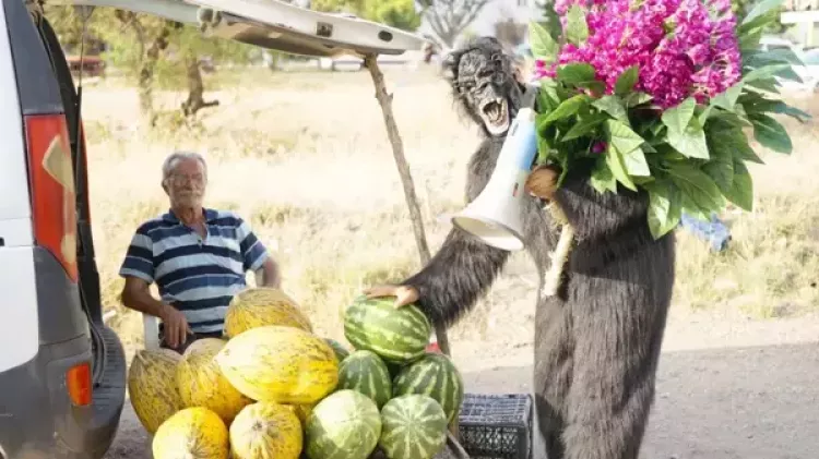 aydın aydın goril kostümü