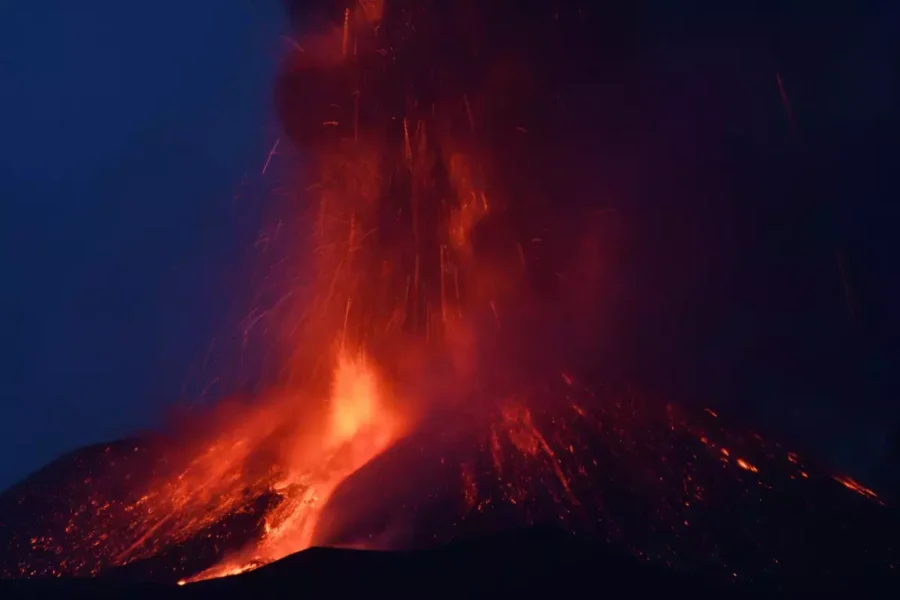 etna yanardağı nerede