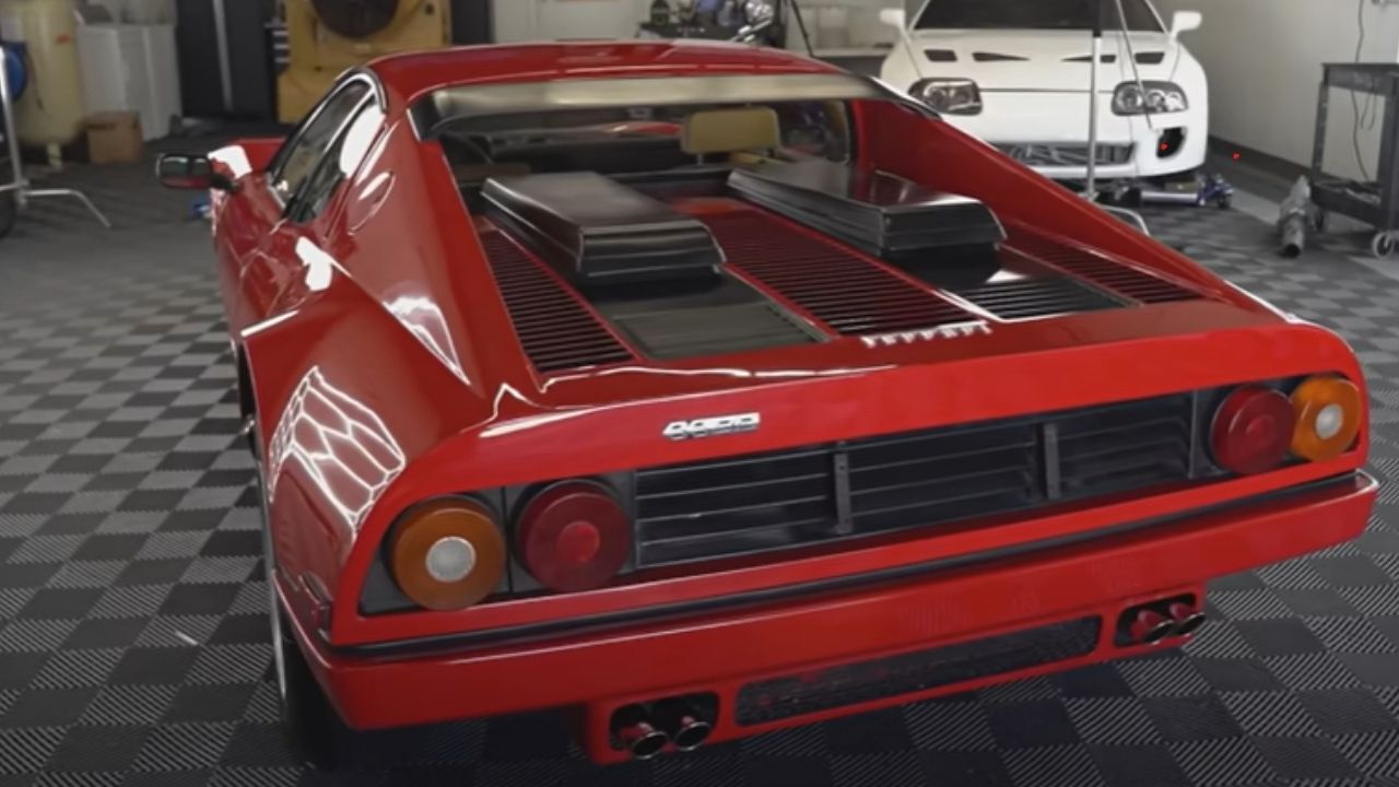 28 yıldır garajda duran Ferrari 512 BB'ye paha biçilemiyor