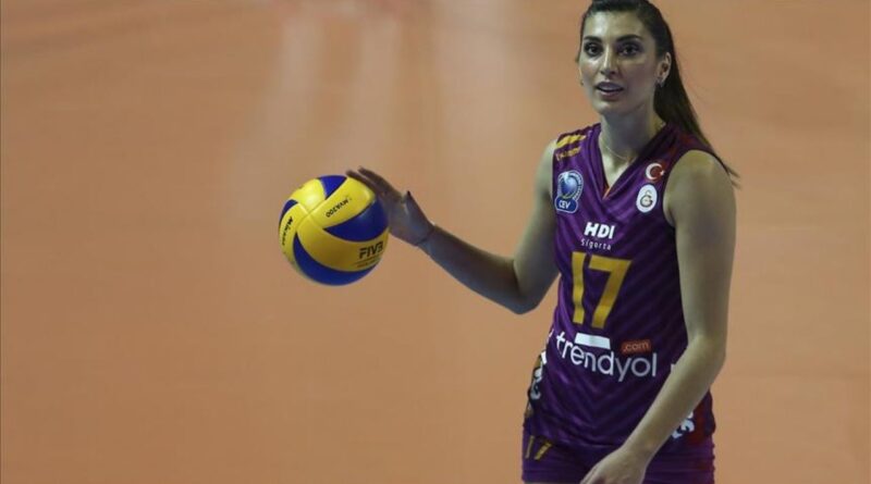 Efsane voleybolcu Neslihan Demir, 2018 yılında aktif sporculuk hayatını noktaladı 4