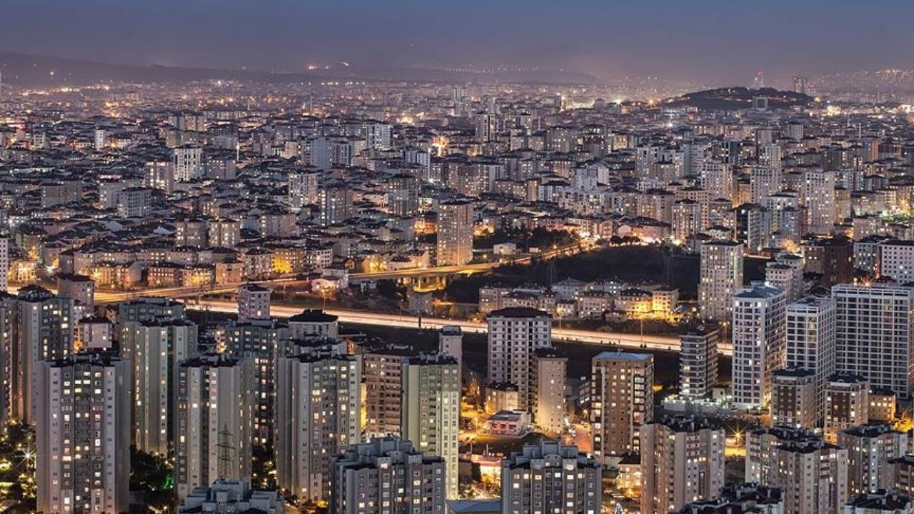 X'te Sadece Pax isimli hesap büyük İstanbul depreminin tarihi için öngörüde bulundu