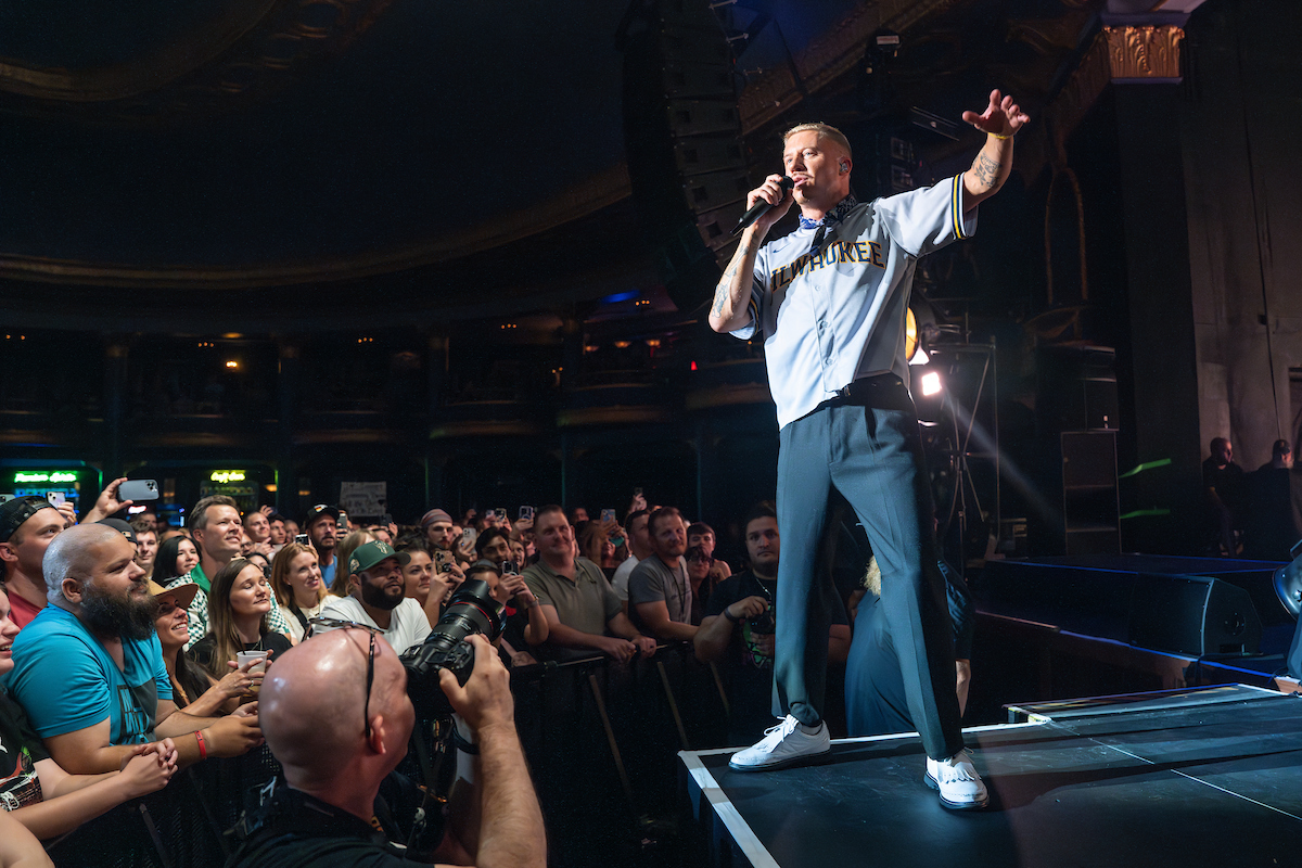 Macklemore Dubai konserini Gazze’ye destek için iptal ettiğini açıkladı