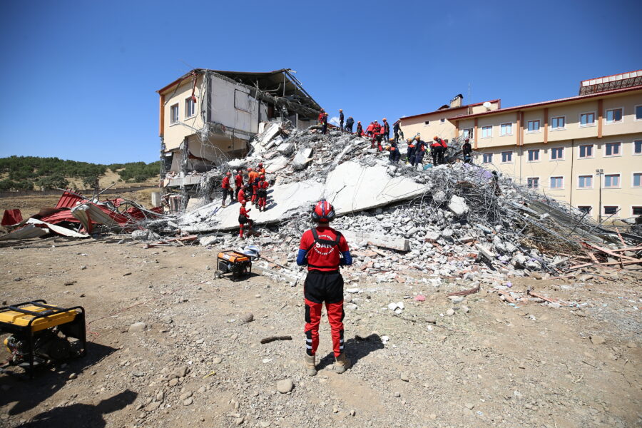 Adana deprem tatbikatı saat kaçta