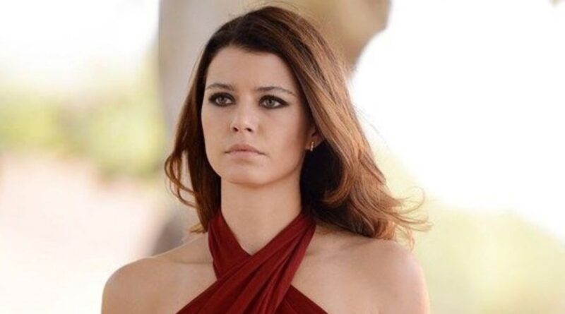 Beren Saat yeni dizisi belli oldu