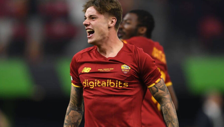 Roma ve Galatasaray Zalewski transferinde anlaşamadı, Laurentie gündemde