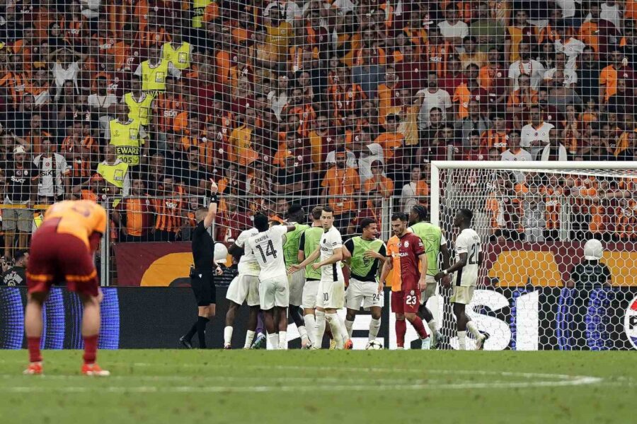 Muslera Rigas RFS maçında neden oynamıyor