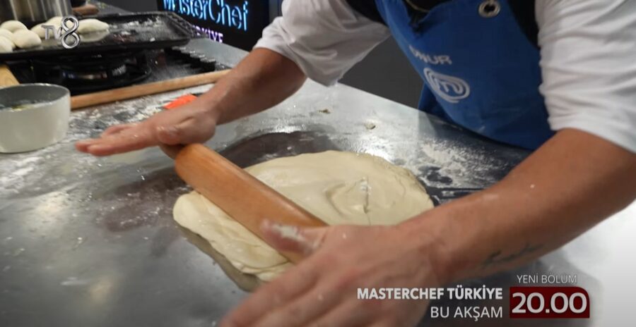 MasterChef kıymalı kol böreği malzemeleri